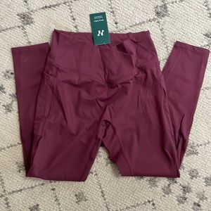 Halara NWT Crossover Leggings
